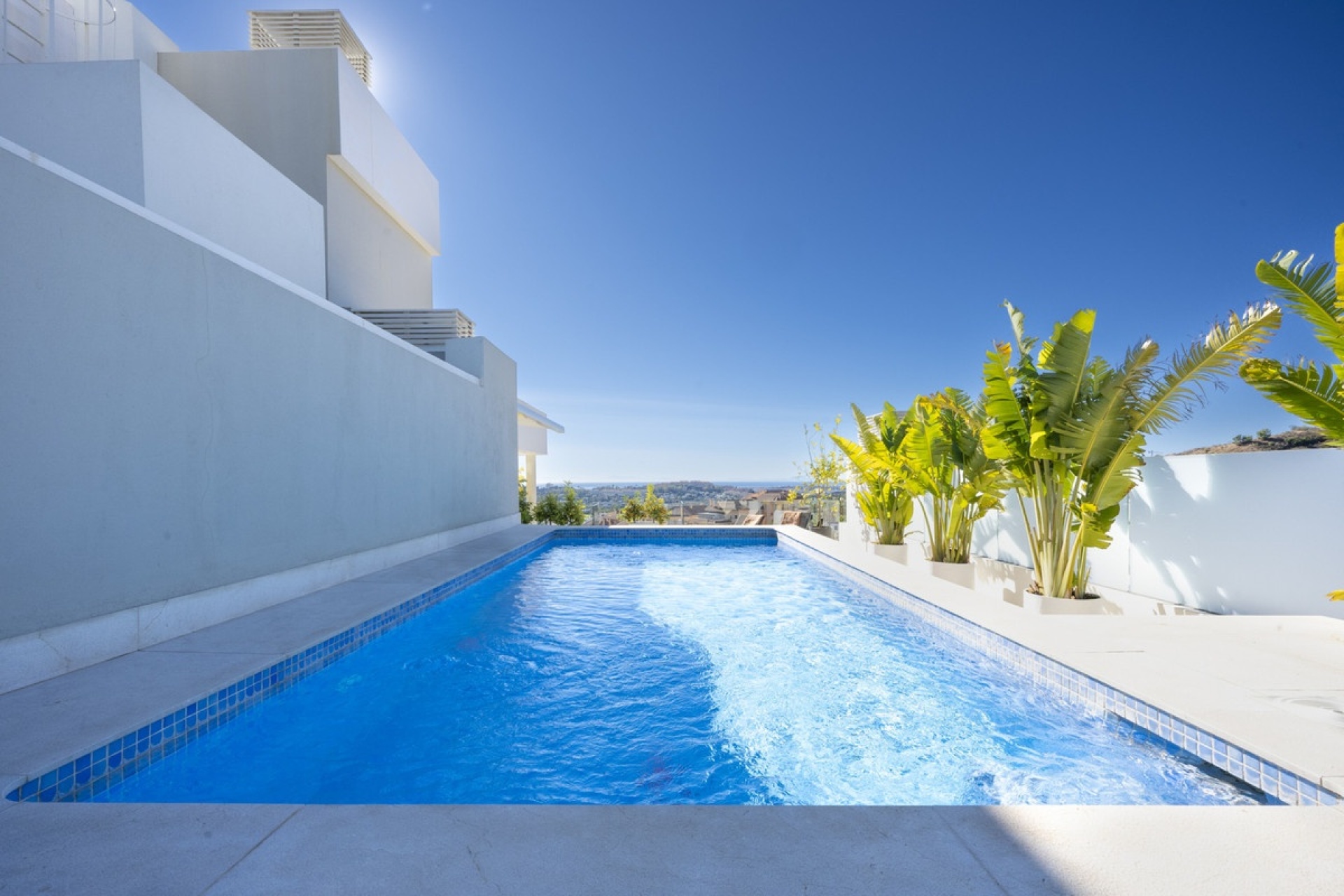 Rynek wtórny - apartment - Marbella - Nueva Andalucía