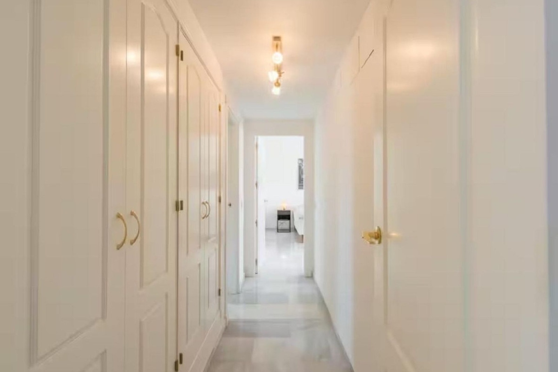 Rynek wtórny - apartment - Marbella - Nueva Andalucía