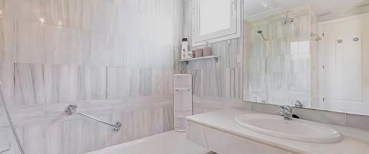 Rynek wtórny - apartment - Marbella - Nueva Andalucía