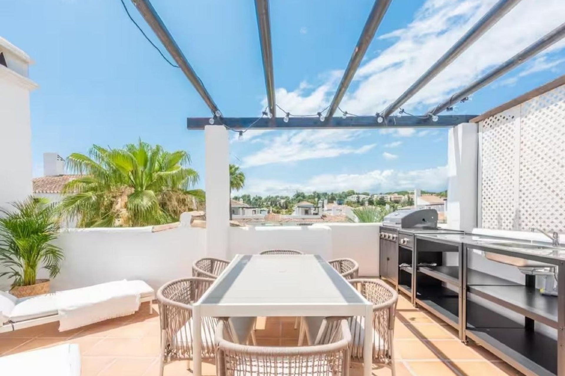 Rynek wtórny - apartment - Marbella - Nueva Andalucía