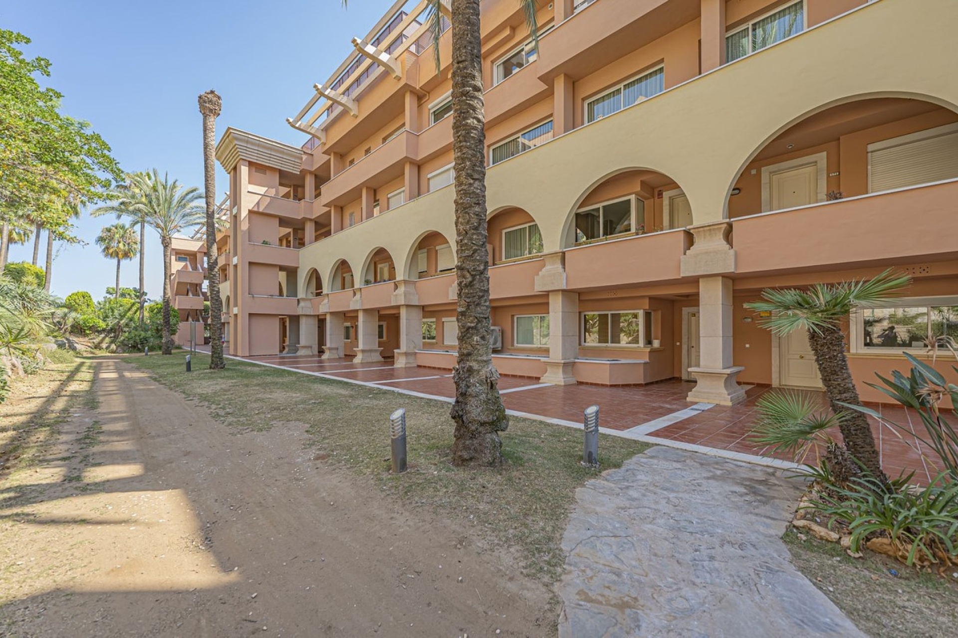 Rynek wtórny - apartment - Marbella - Nueva Andalucía