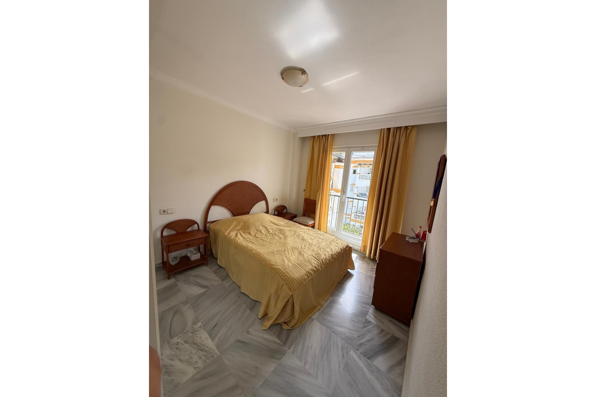 Rynek wtórny - apartment - Marbella - Nueva Andalucía