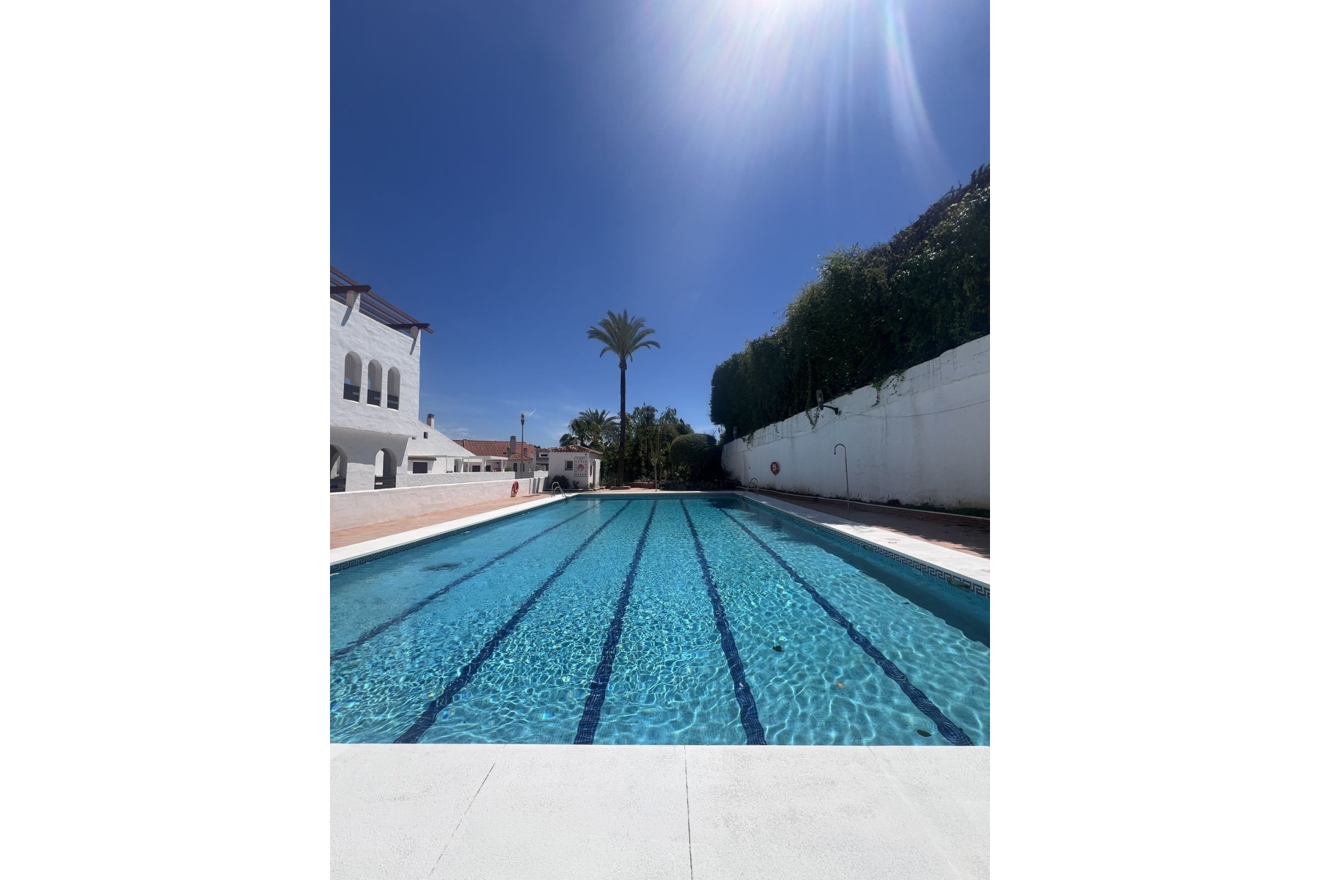 Rynek wtórny - apartment - Marbella - Nueva Andalucía