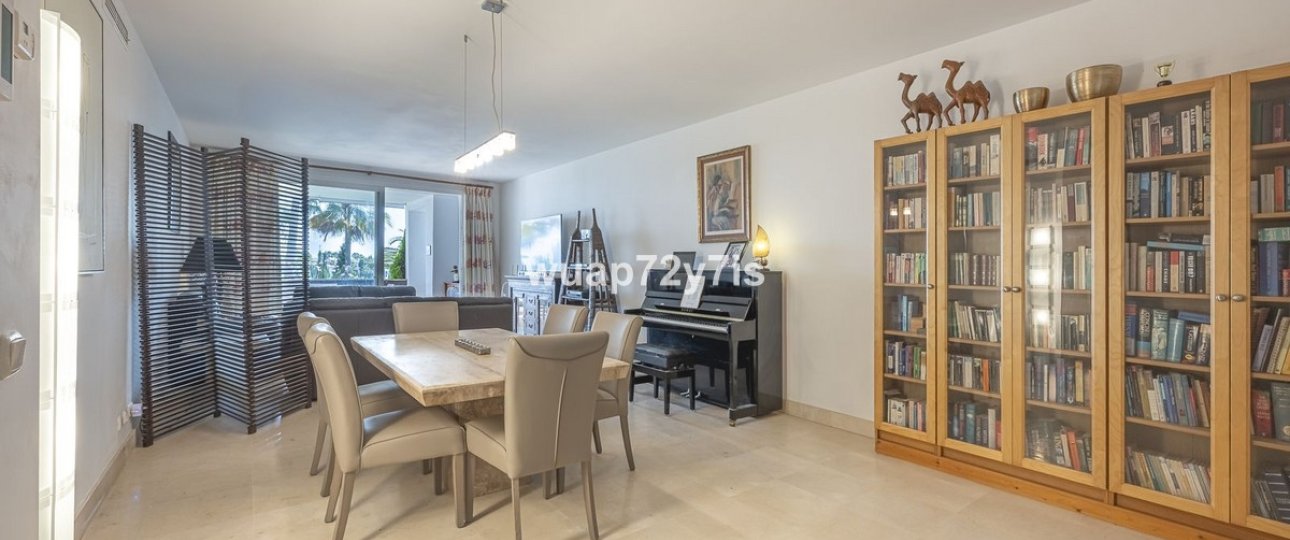 Rynek wtórny - apartment - Marbella - Nueva Andalucía