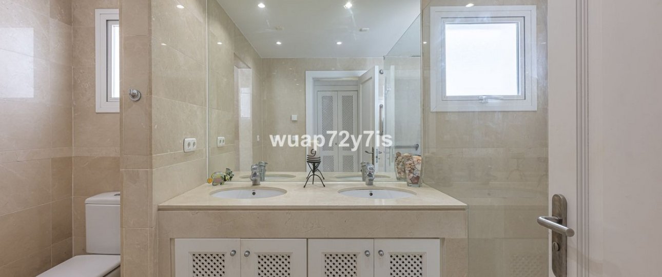 Rynek wtórny - apartment - Marbella - Nueva Andalucía