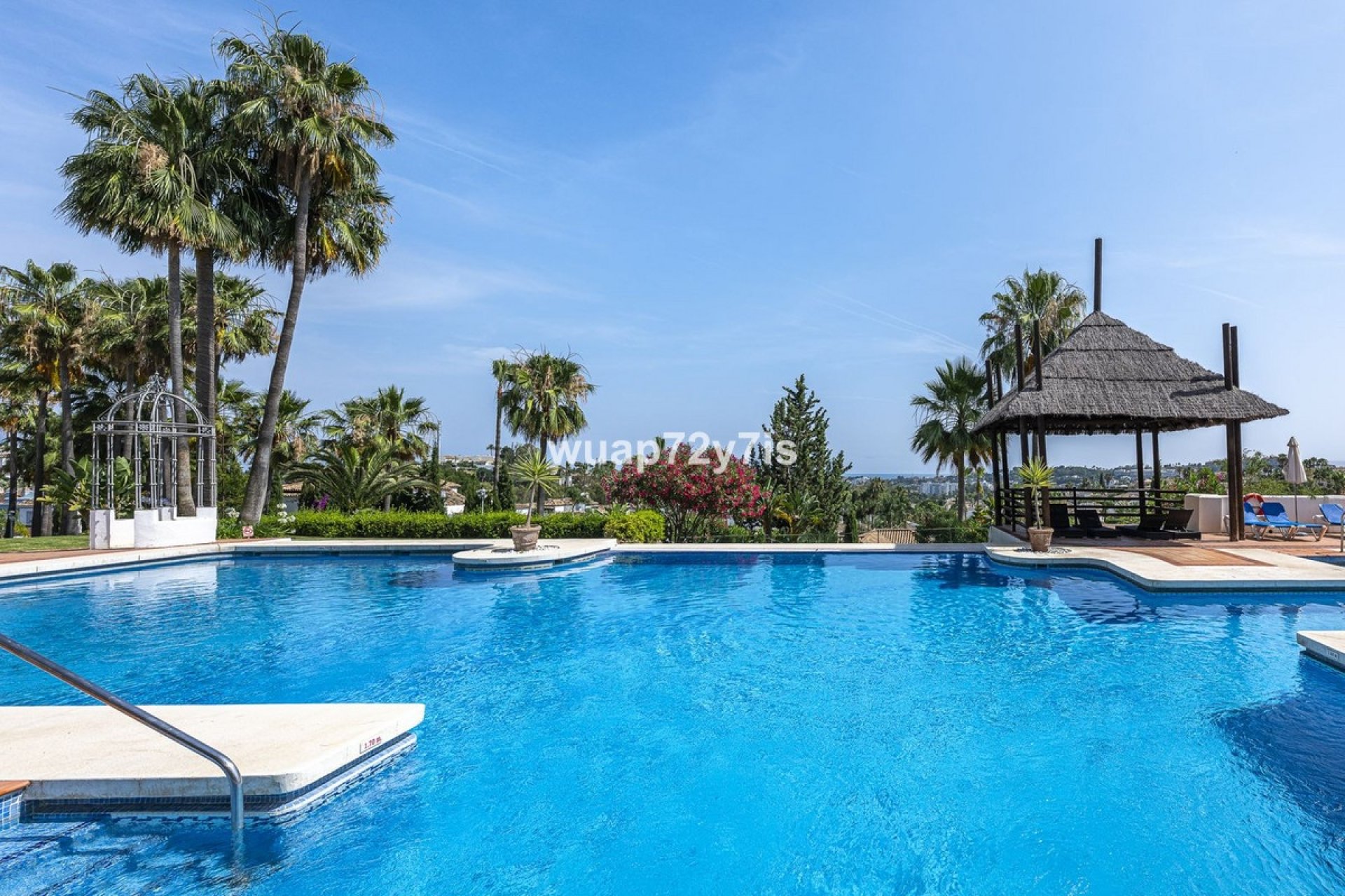 Rynek wtórny - apartment - Marbella - Nueva Andalucía