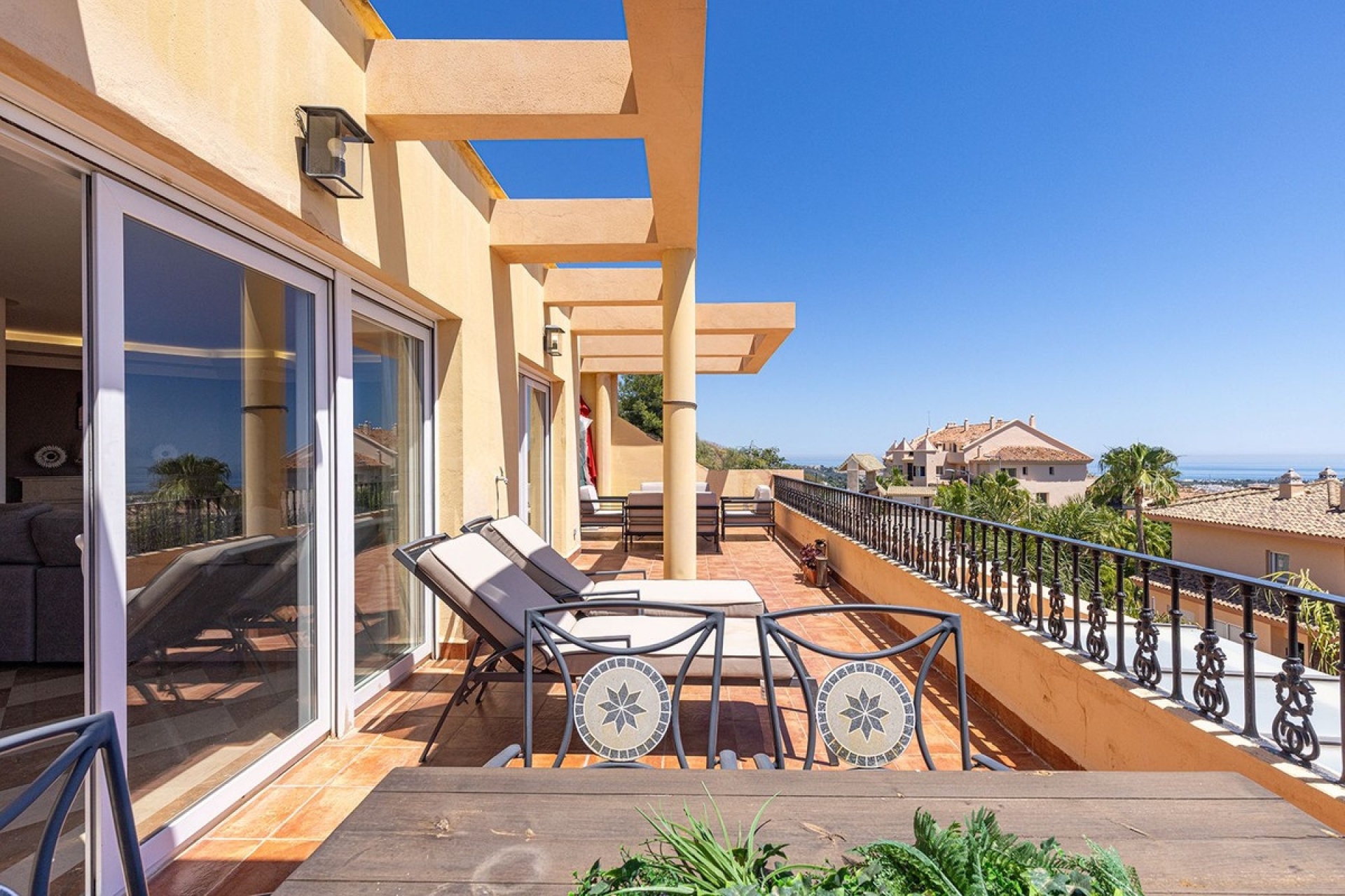 Rynek wtórny - apartment - Marbella - Nueva Andalucía