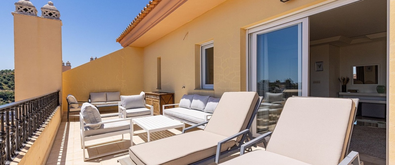 Rynek wtórny - apartment - Marbella - Nueva Andalucía