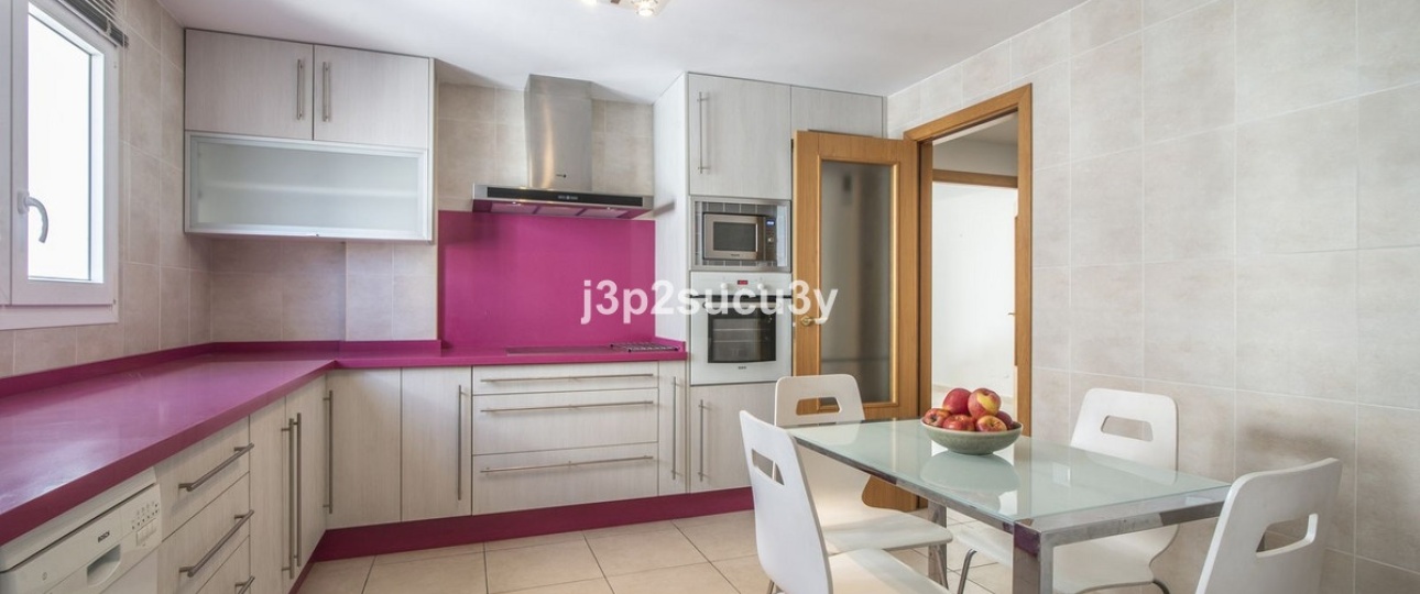 Rynek wtórny - apartment - Marbella - Nueva Andalucía