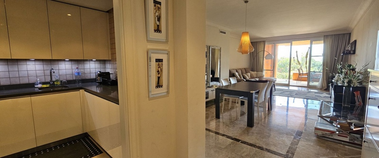 Rynek wtórny - apartment - Marbella - Nueva Andalucía