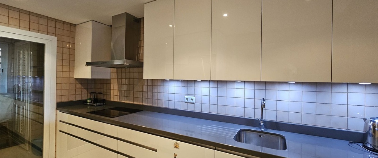 Rynek wtórny - apartment - Marbella - Nueva Andalucía