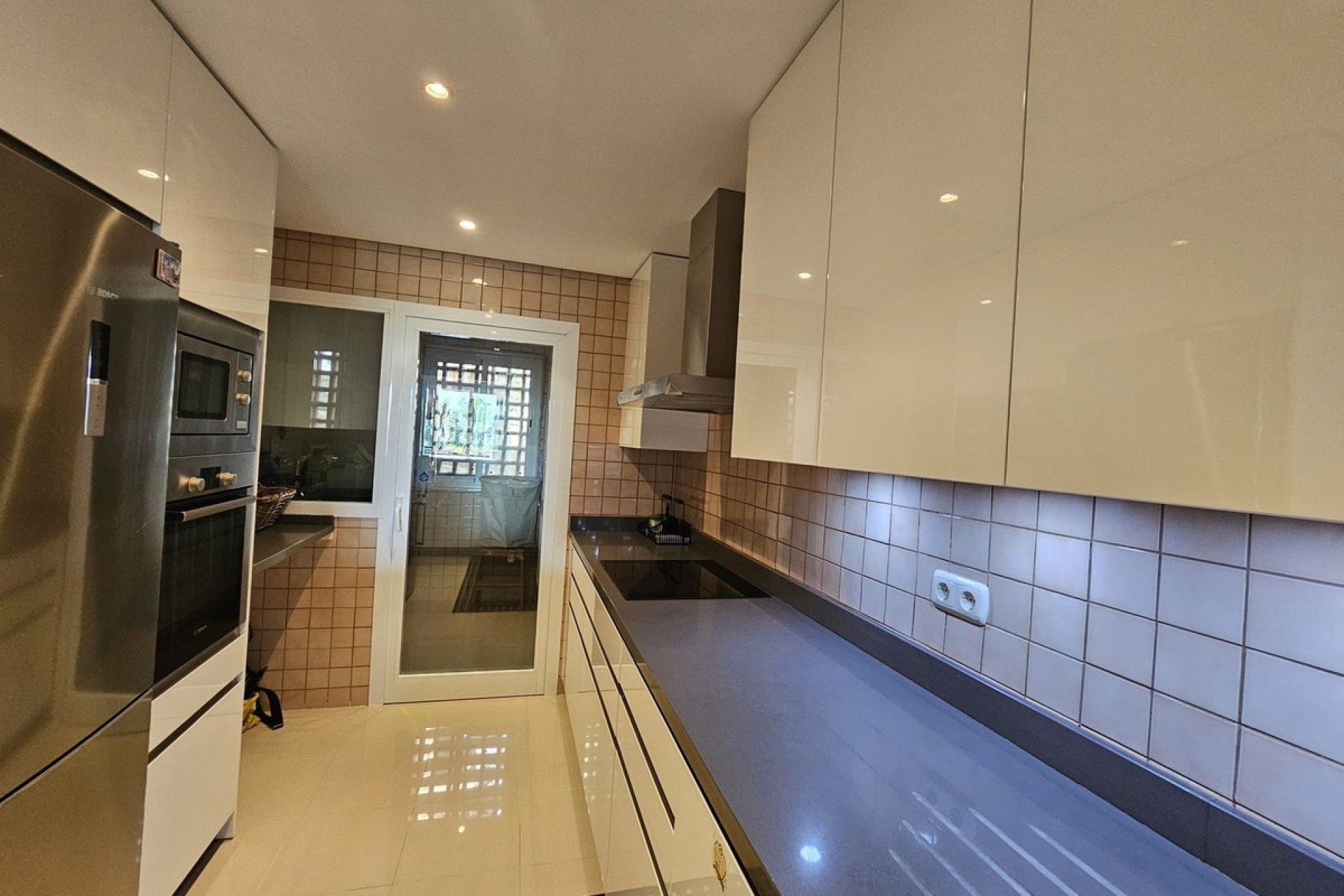 Rynek wtórny - apartment - Marbella - Nueva Andalucía