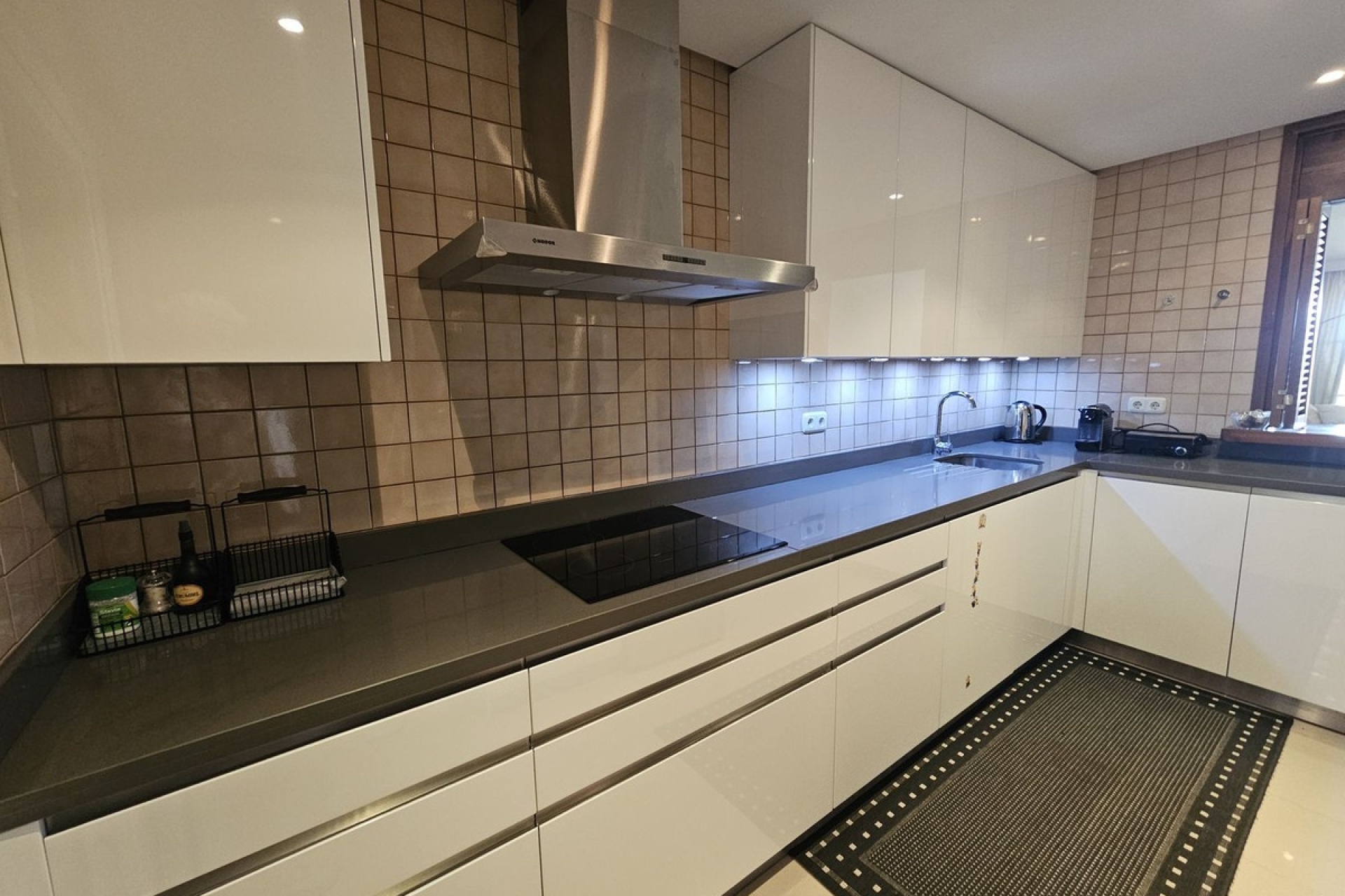 Rynek wtórny - apartment - Marbella - Nueva Andalucía