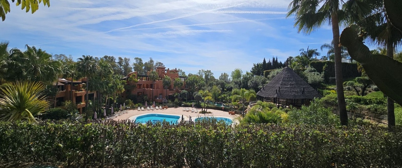 Rynek wtórny - apartment - Marbella - Nueva Andalucía