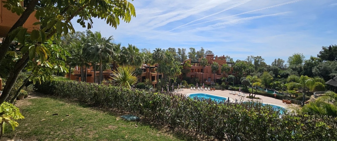 Rynek wtórny - apartment - Marbella - Nueva Andalucía