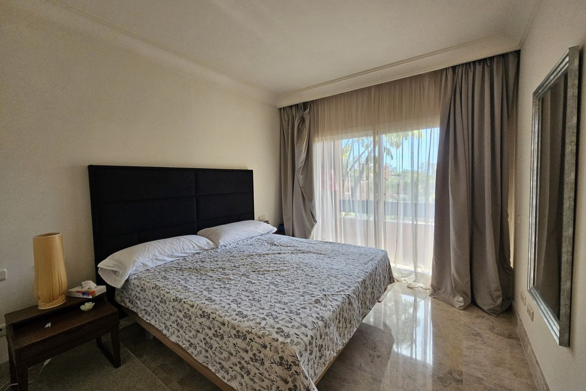 Rynek wtórny - apartment - Marbella - Nueva Andalucía