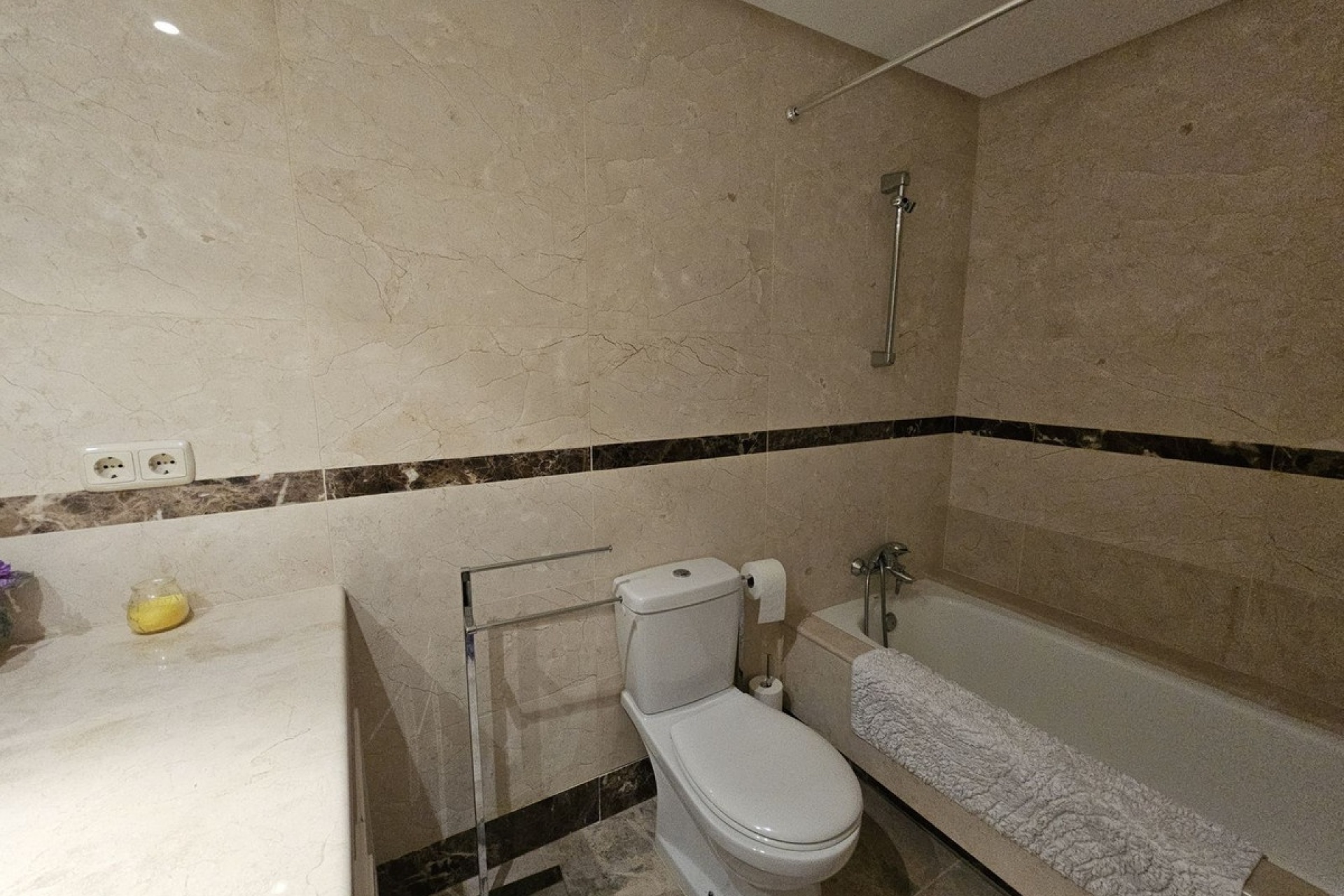 Rynek wtórny - apartment - Marbella - Nueva Andalucía