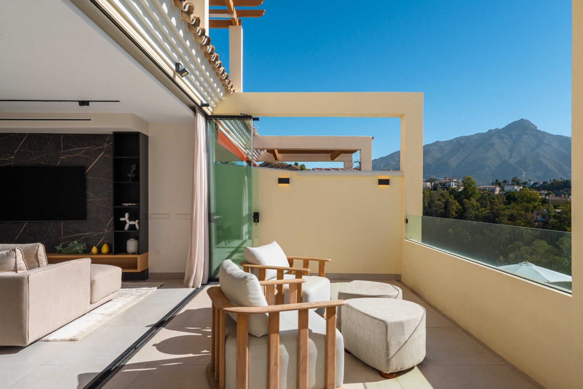 Rynek wtórny - apartment - Marbella - Nueva Andalucía