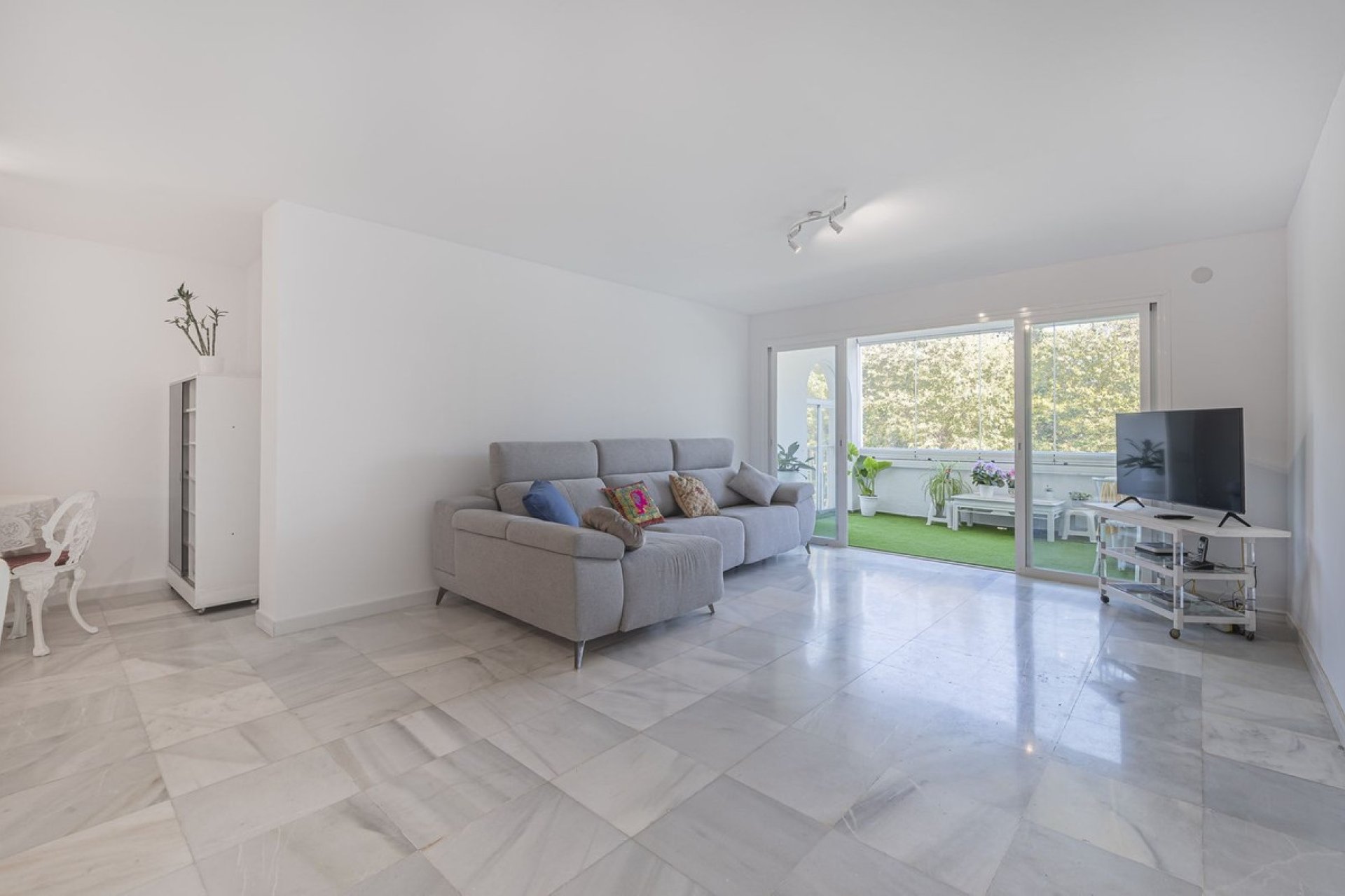 Rynek wtórny - apartment - Marbella - Nueva Andalucía