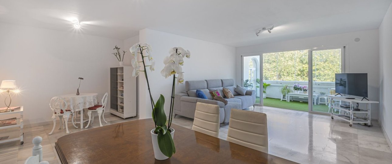 Rynek wtórny - apartment - Marbella - Nueva Andalucía