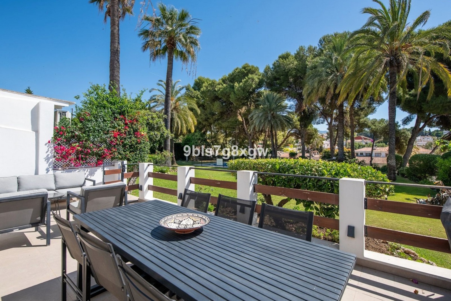 Rynek wtórny - apartment - Marbella - Nueva Andalucía