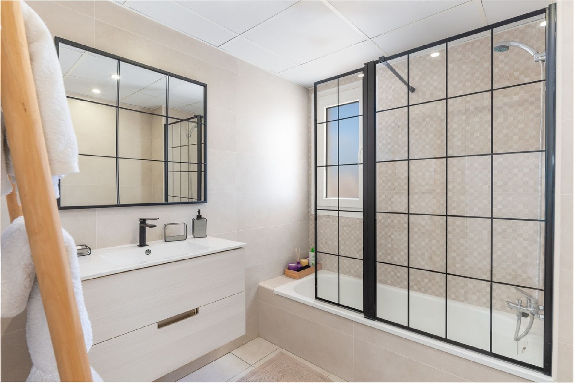 Rynek wtórny - apartment - Marbella - Nueva Andalucía