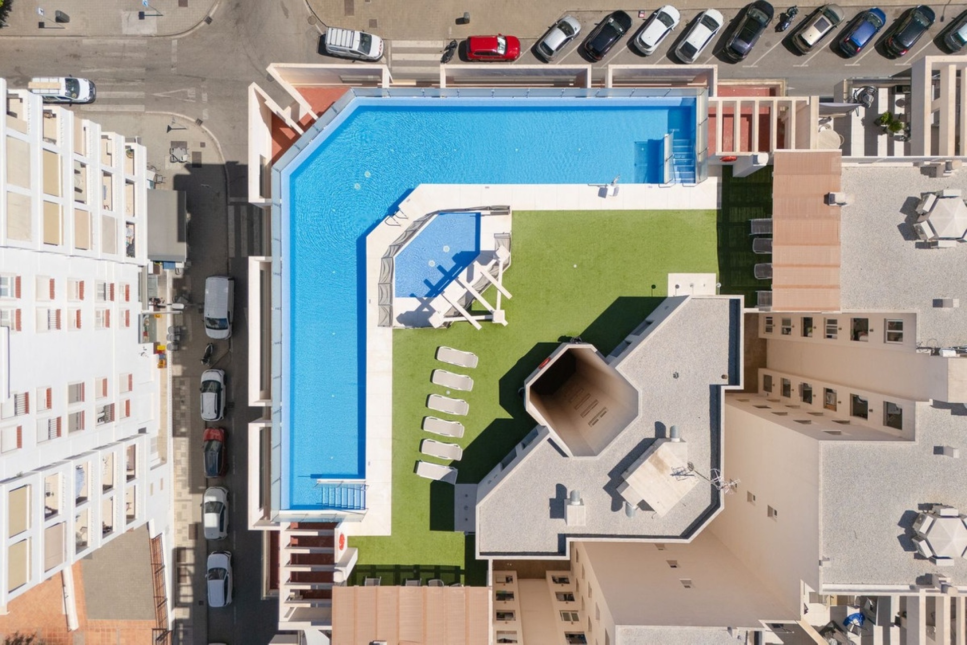 Rynek wtórny - apartment - Marbella - Nueva Andalucía