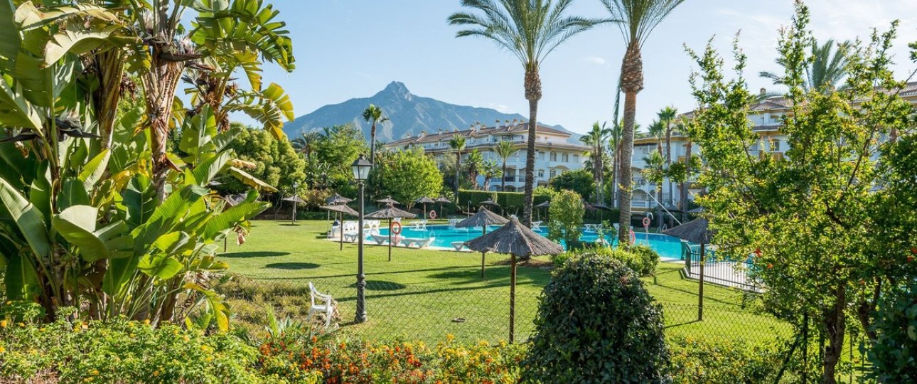 Rynek wtórny - apartment - Marbella - Nueva Andalucía