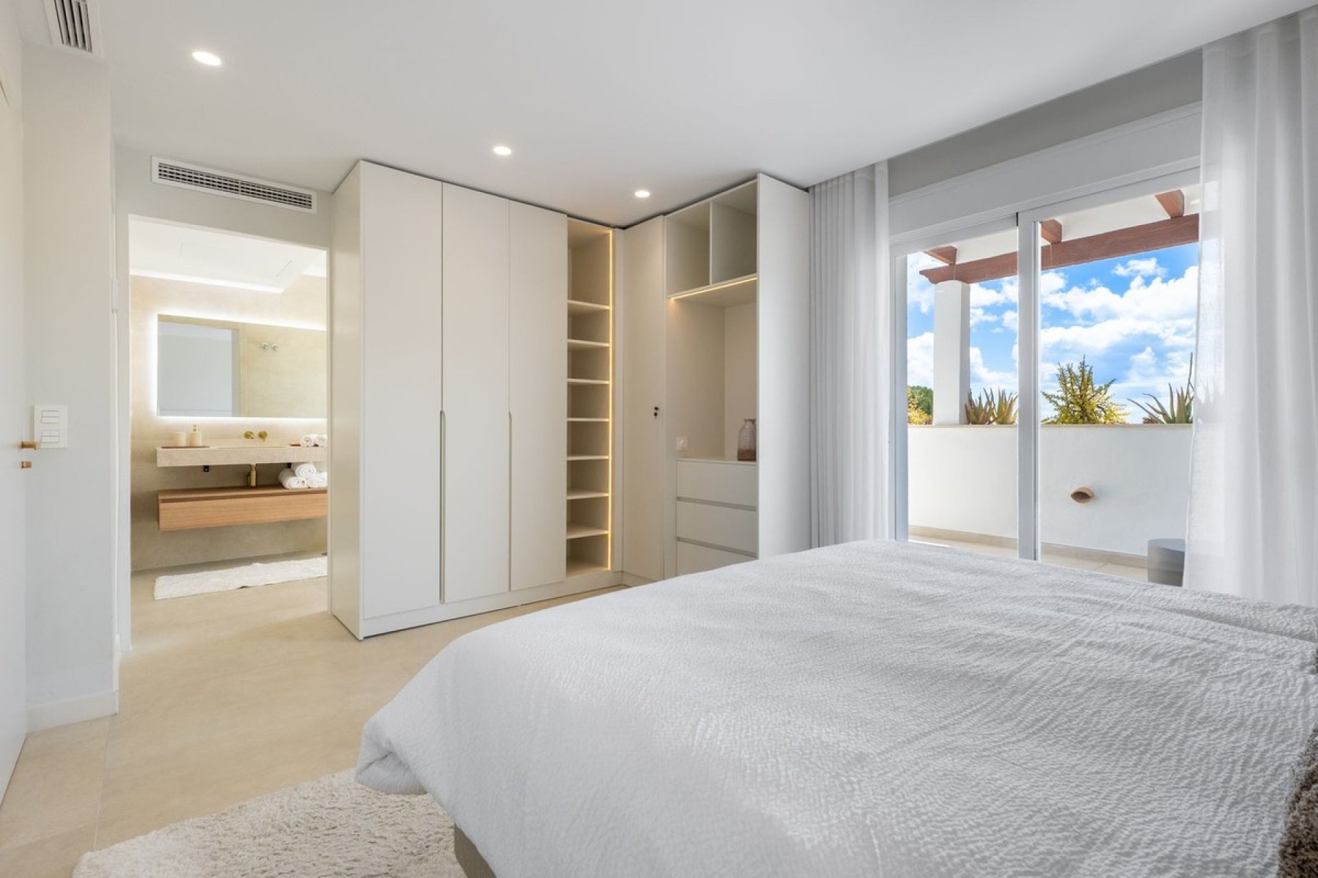 Rynek wtórny - apartment - Marbella - Nueva Andalucía