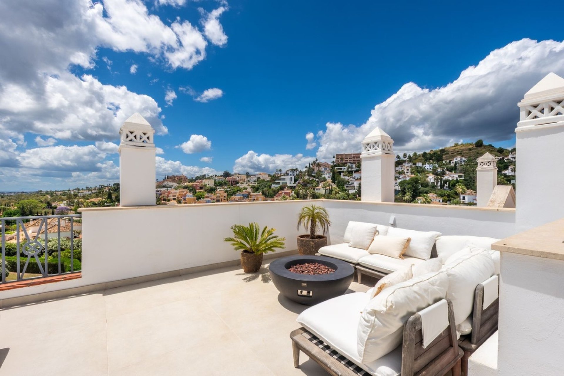 Rynek wtórny - apartment - Marbella - Nueva Andalucía