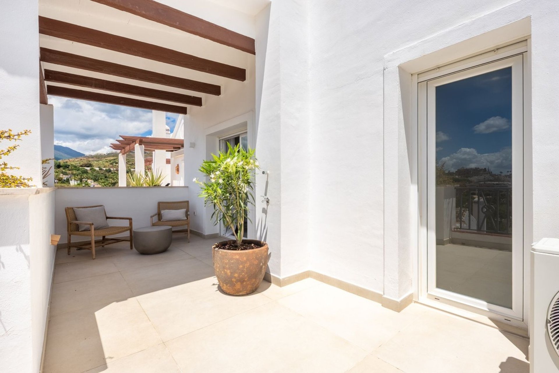 Rynek wtórny - apartment - Marbella - Nueva Andalucía