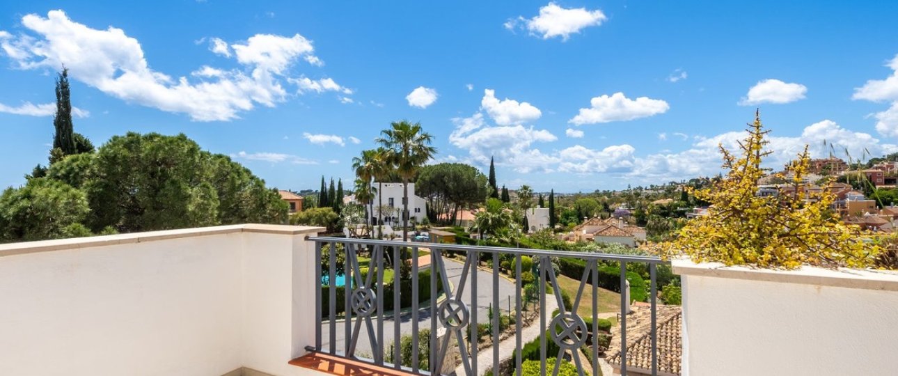 Rynek wtórny - apartment - Marbella - Nueva Andalucía