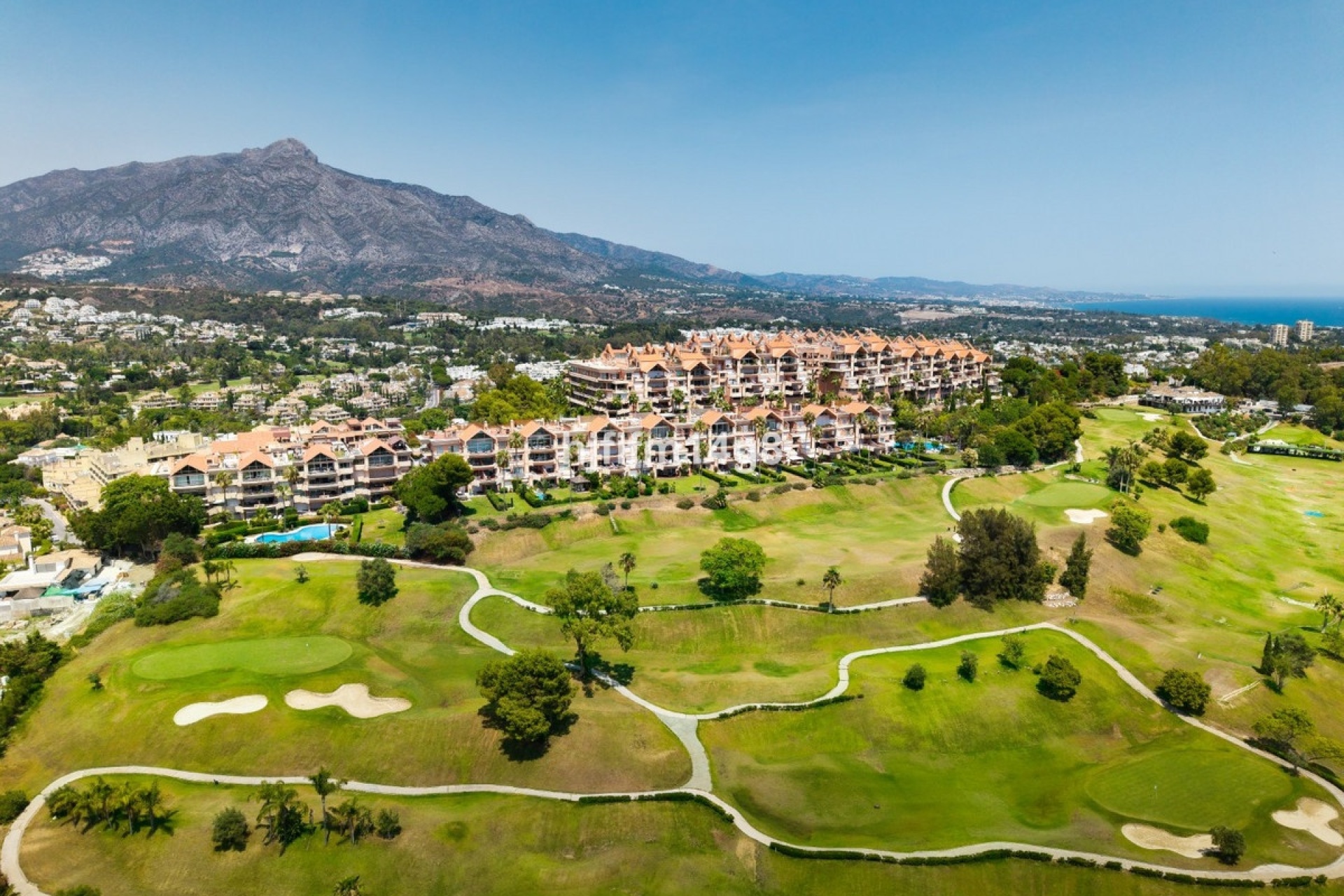 Rynek wtórny - apartment - Marbella - Nueva Andalucía