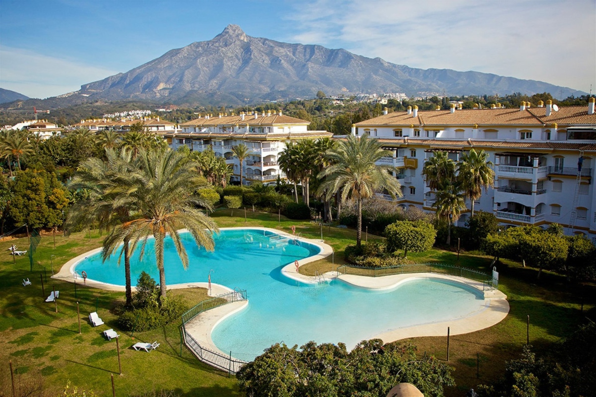 Rynek wtórny - apartment - Marbella - Nueva Andalucía