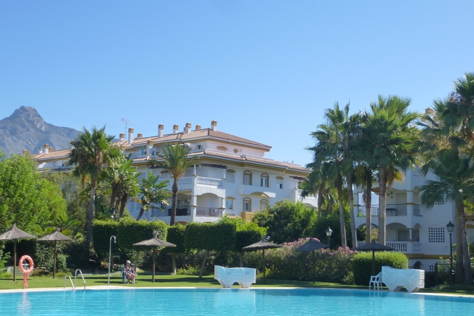 Rynek wtórny - apartment - Marbella - Nueva Andalucía