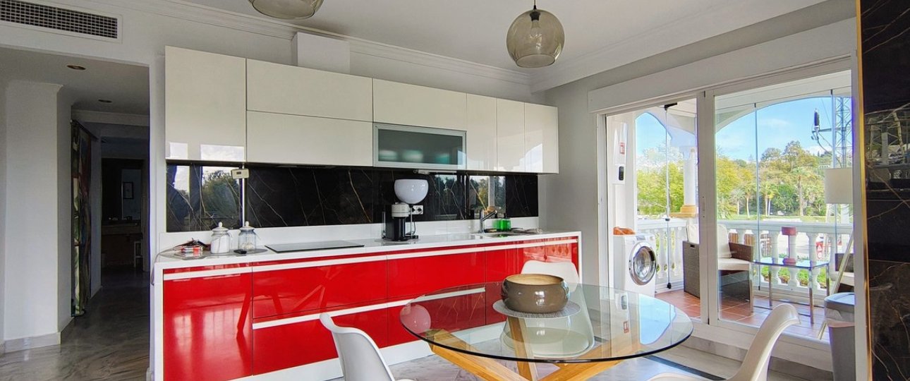 Rynek wtórny - apartment - Marbella - Nueva Andalucía