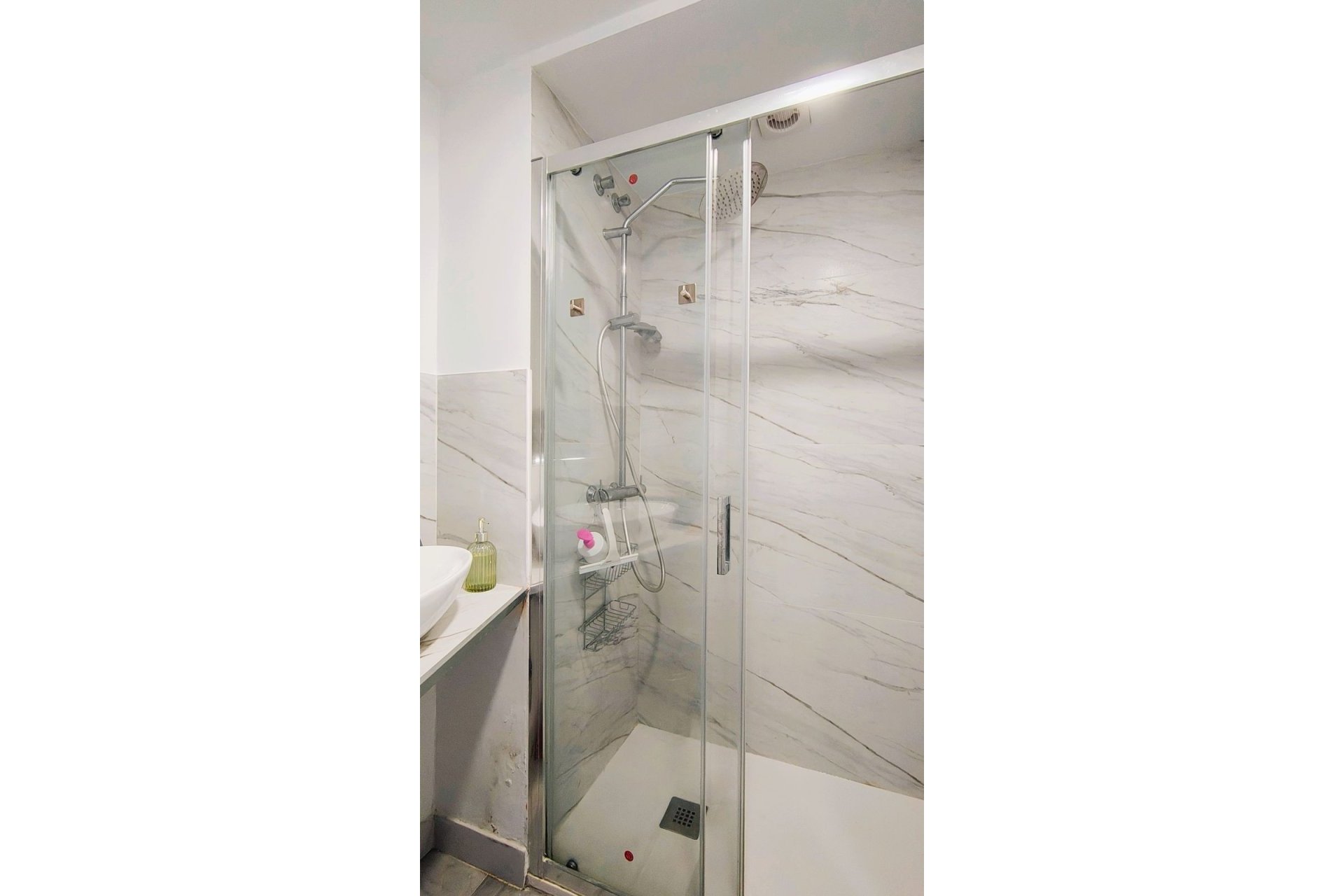 Rynek wtórny - apartment - Marbella - Nueva Andalucía