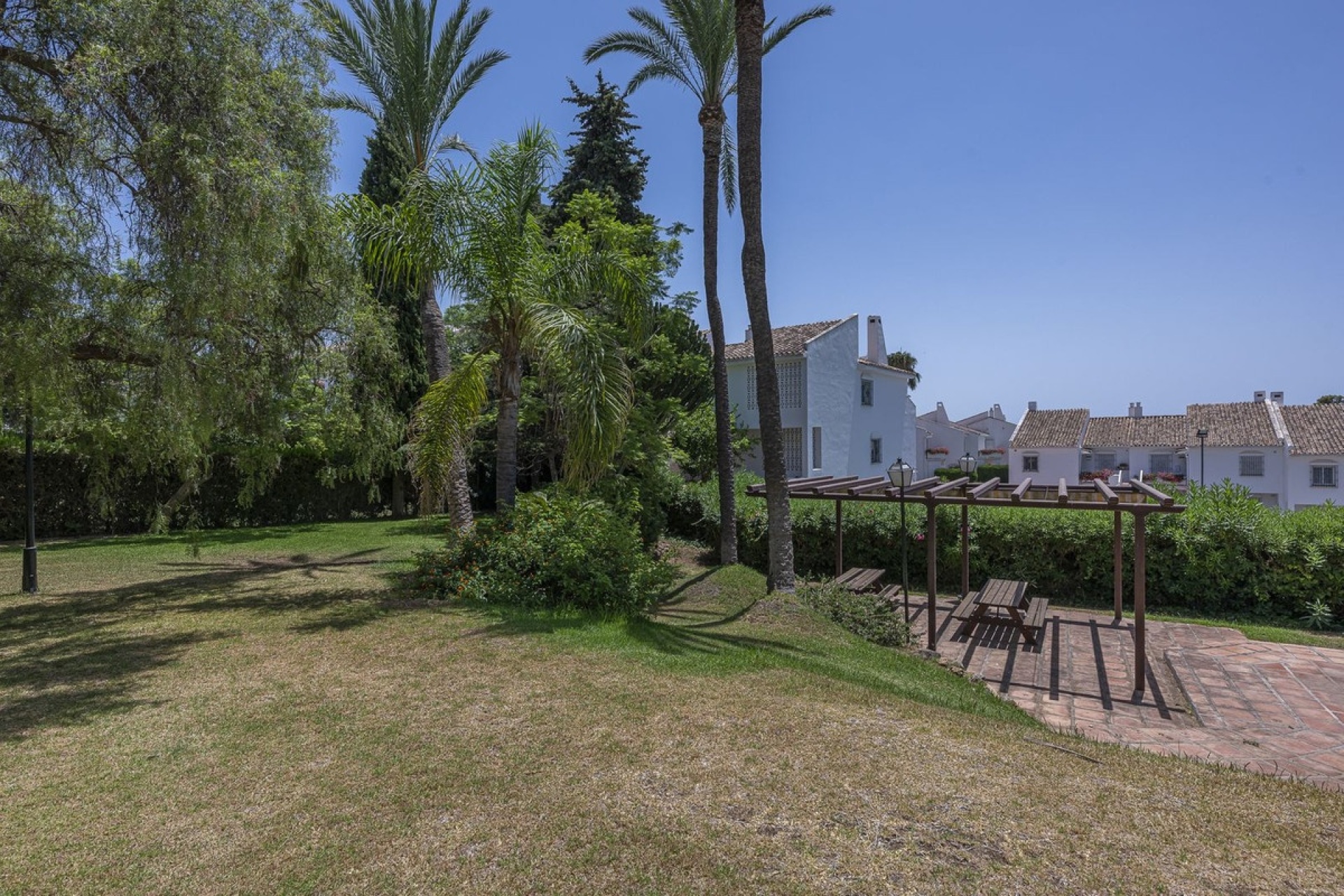 Rynek wtórny - apartment - Marbella - Nueva Andalucía