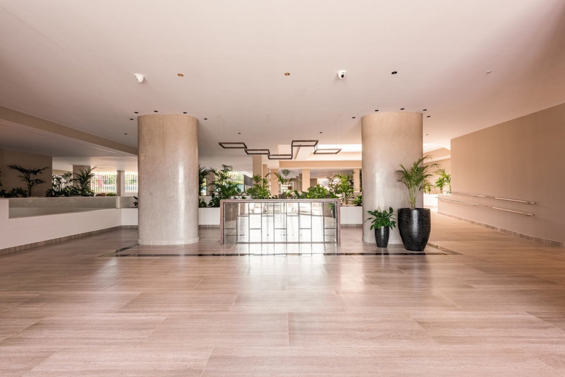 Rynek wtórny - apartment - Marbella - Nueva Andalucía