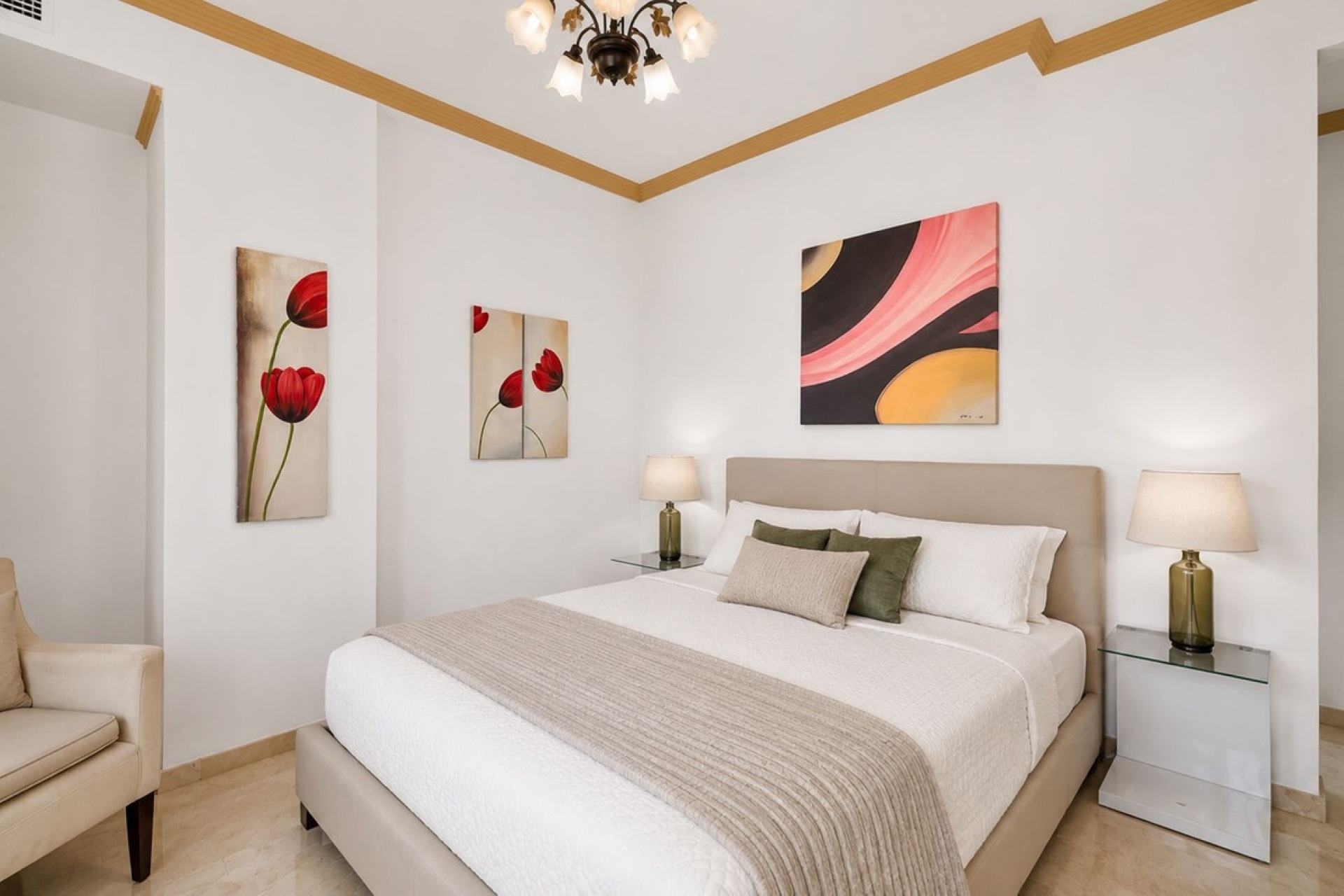 Rynek wtórny - apartment - Marbella - Nueva Andalucía