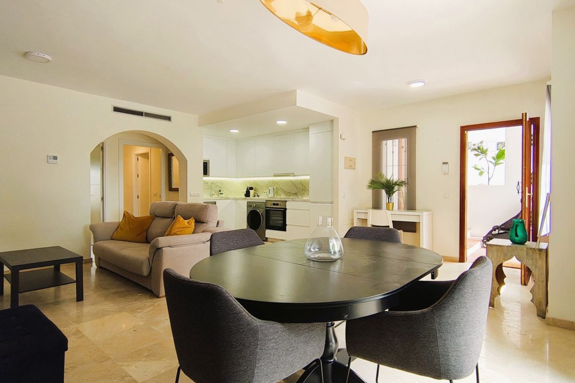 Rynek wtórny - apartment - Marbella - Nueva Andalucía