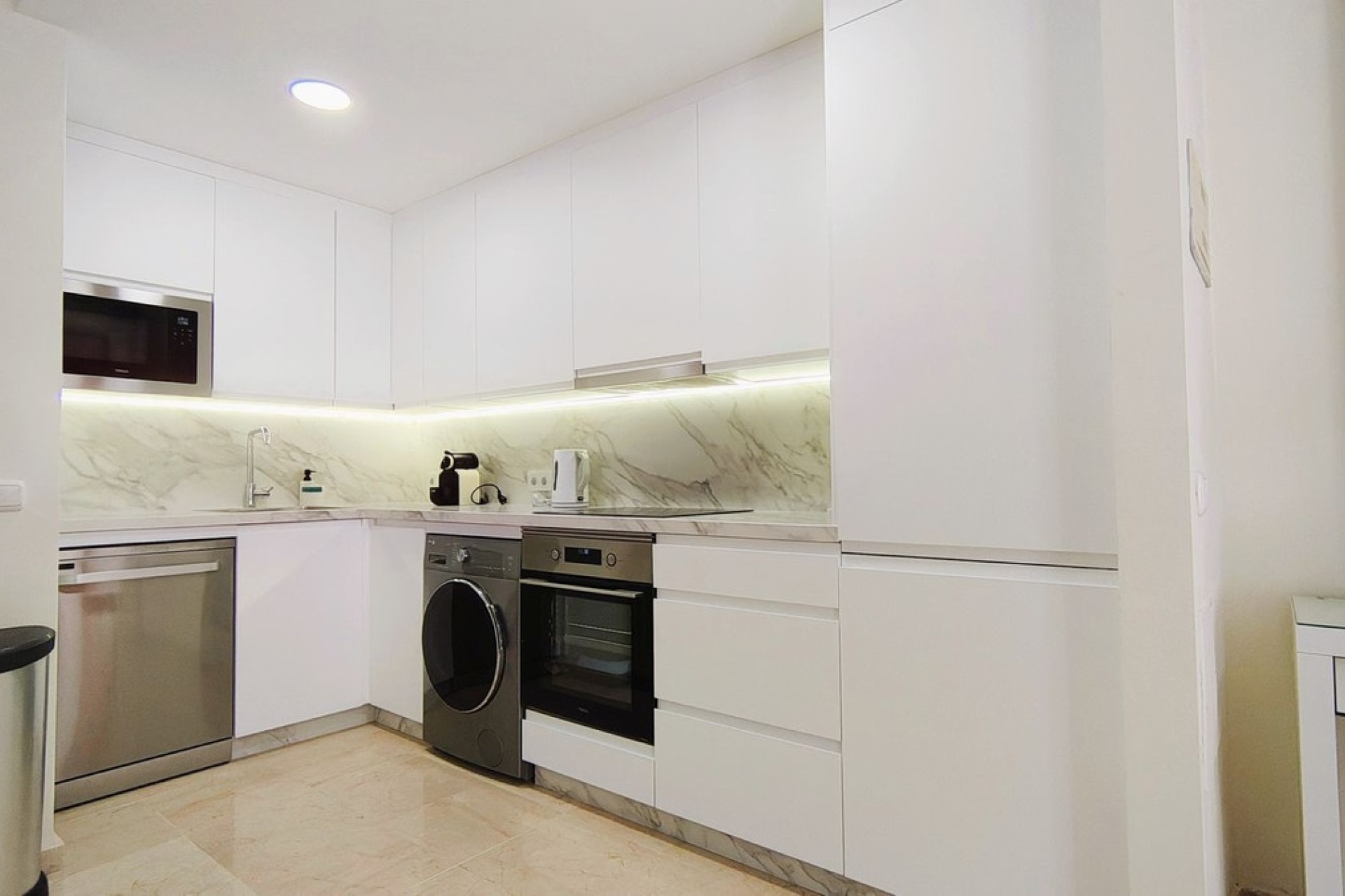 Rynek wtórny - apartment - Marbella - Nueva Andalucía