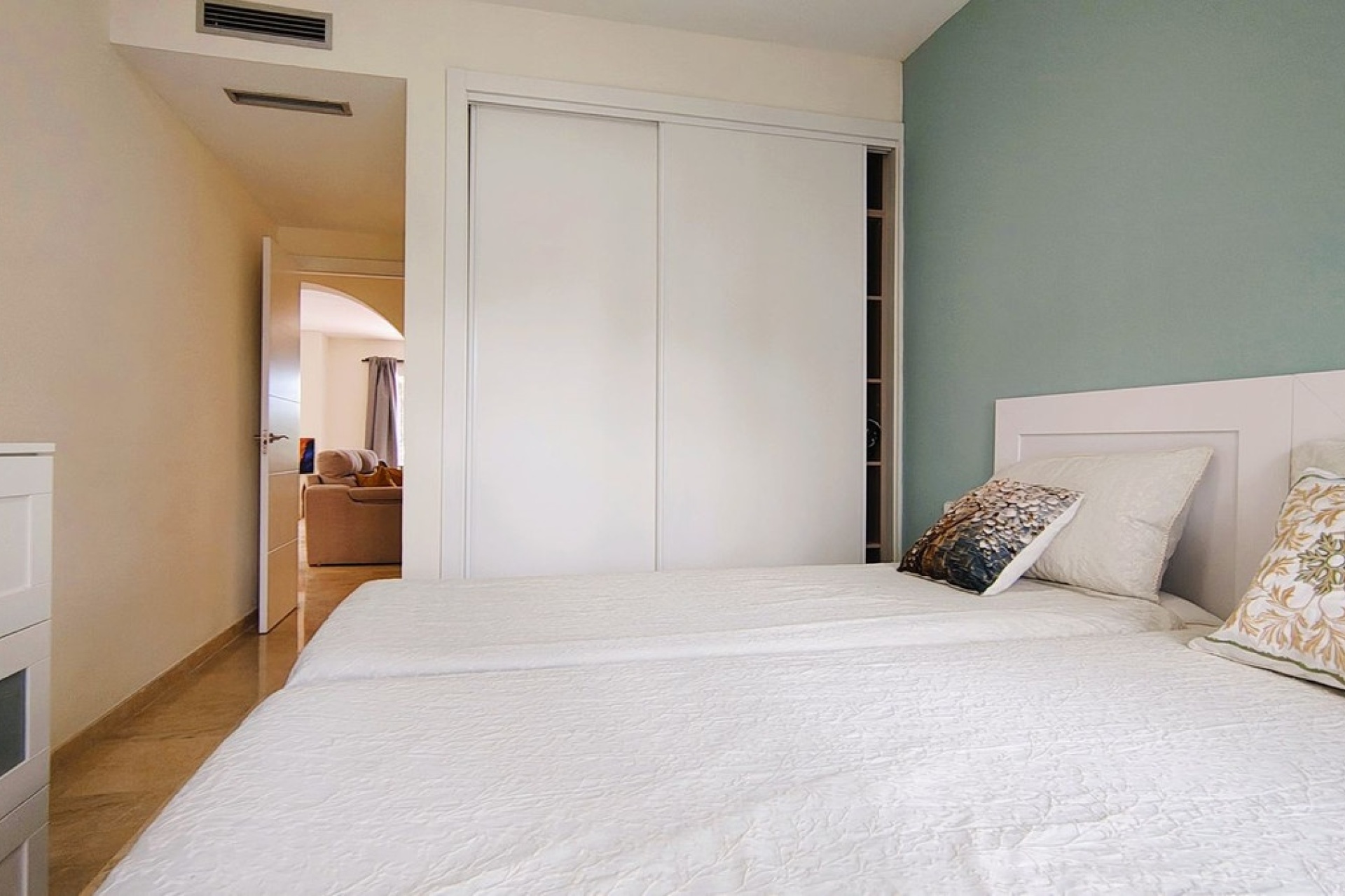 Rynek wtórny - apartment - Marbella - Nueva Andalucía
