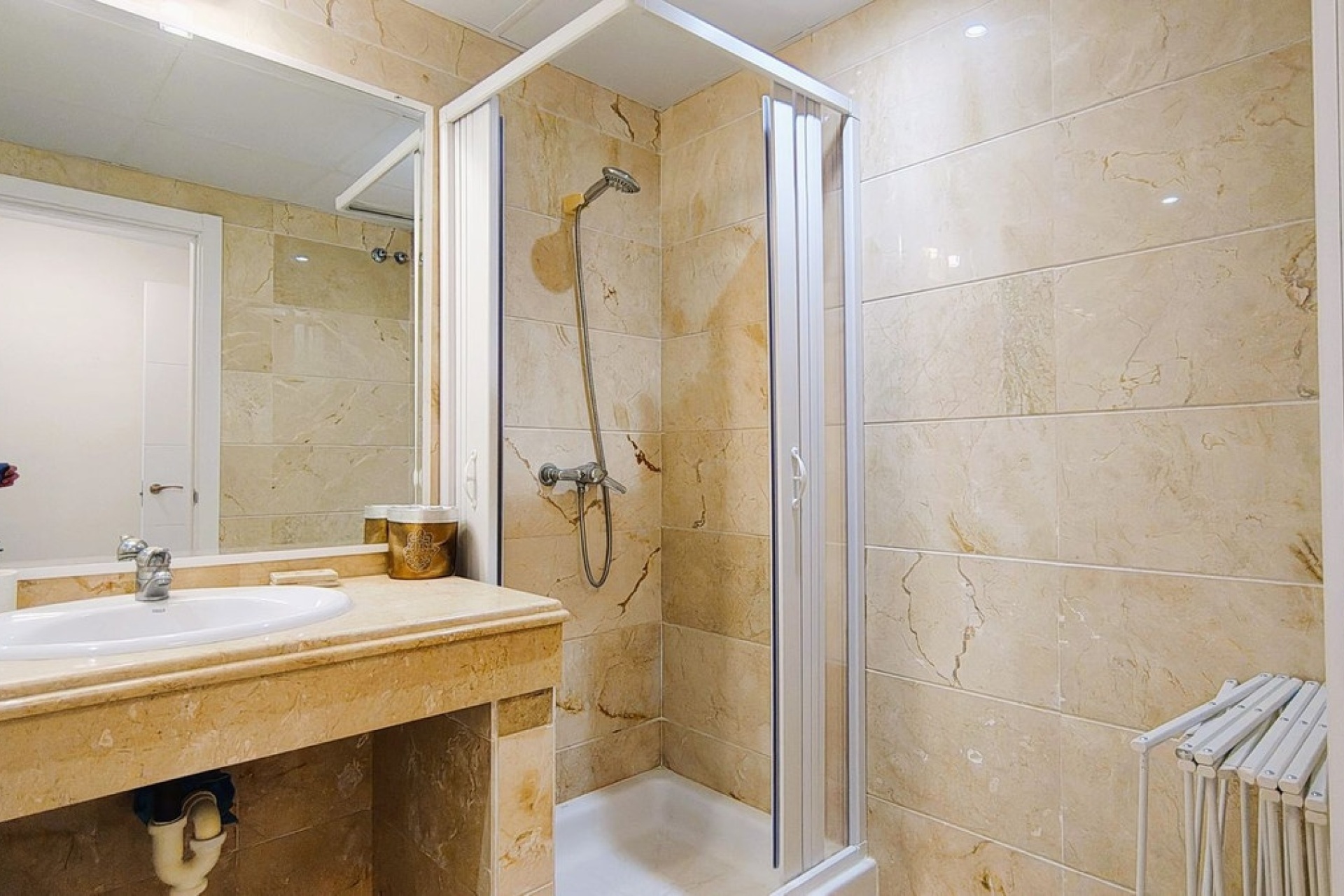 Rynek wtórny - apartment - Marbella - Nueva Andalucía