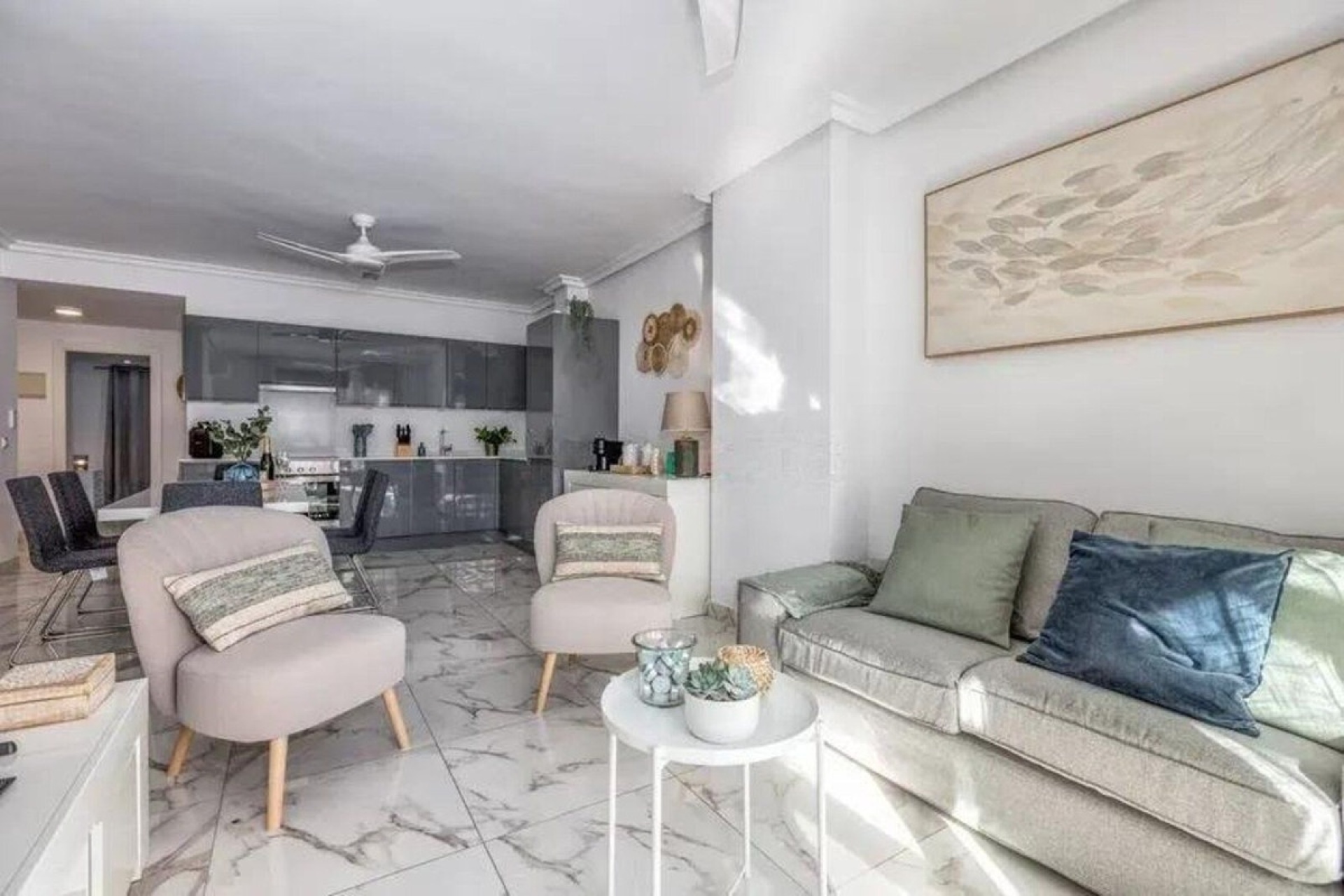 Rynek wtórny - apartment - Marbella - Nueva Andalucía