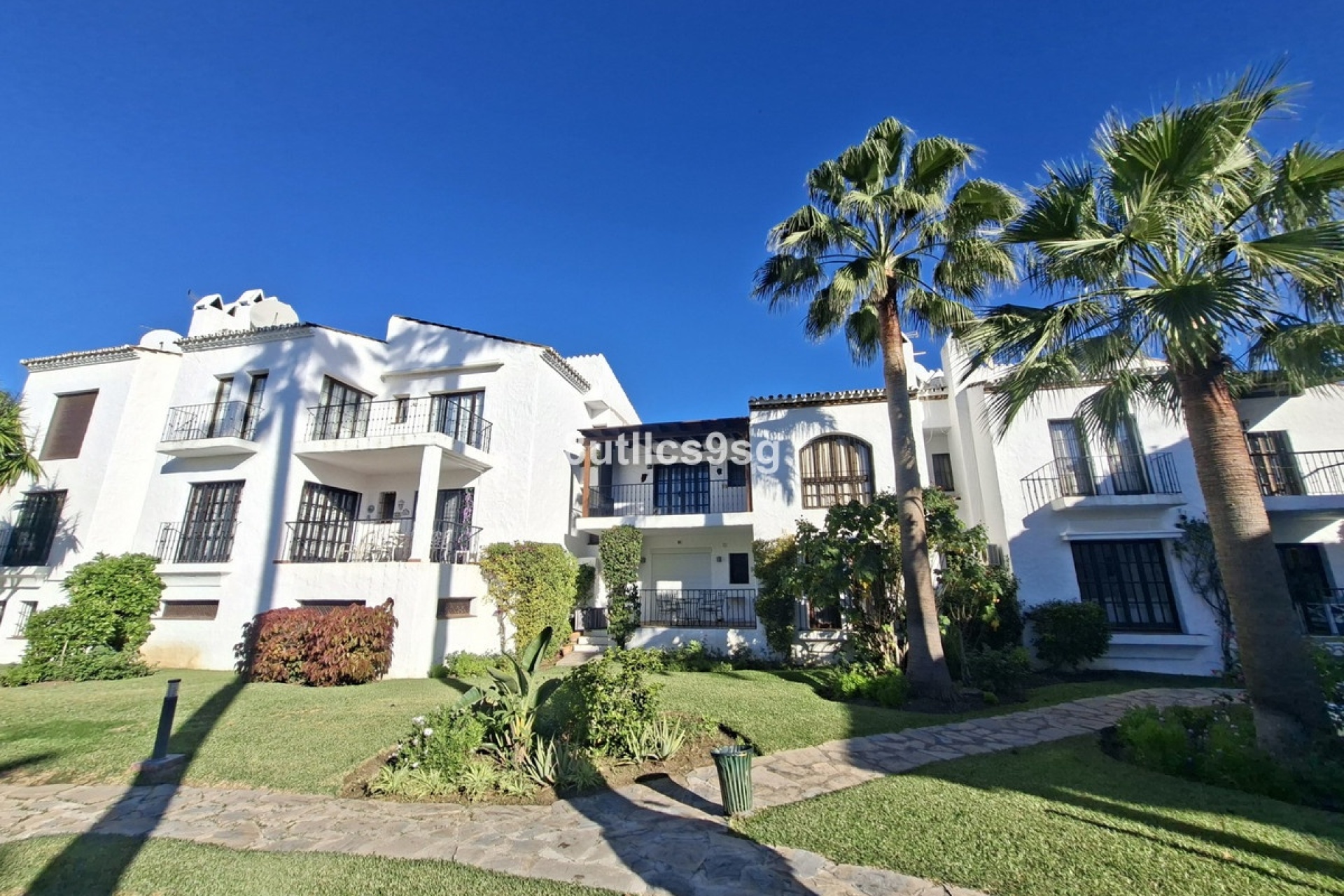 Rynek wtórny - apartment - Marbella - Nueva Andalucía