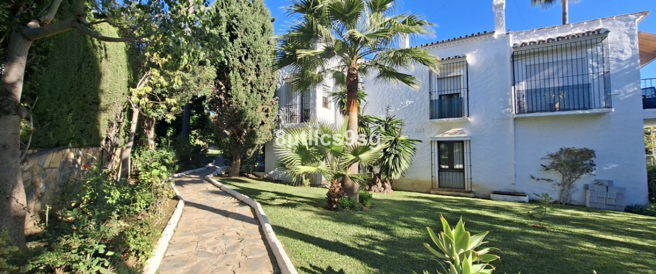 Rynek wtórny - apartment - Marbella - Nueva Andalucía