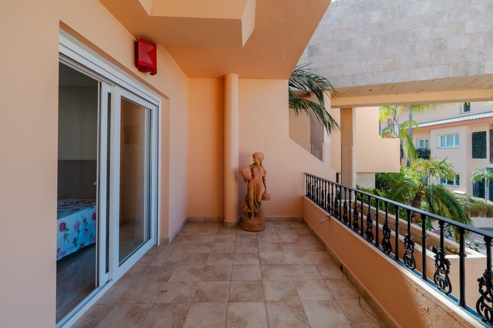 Rynek wtórny - apartment - Marbella - Nueva Andalucía