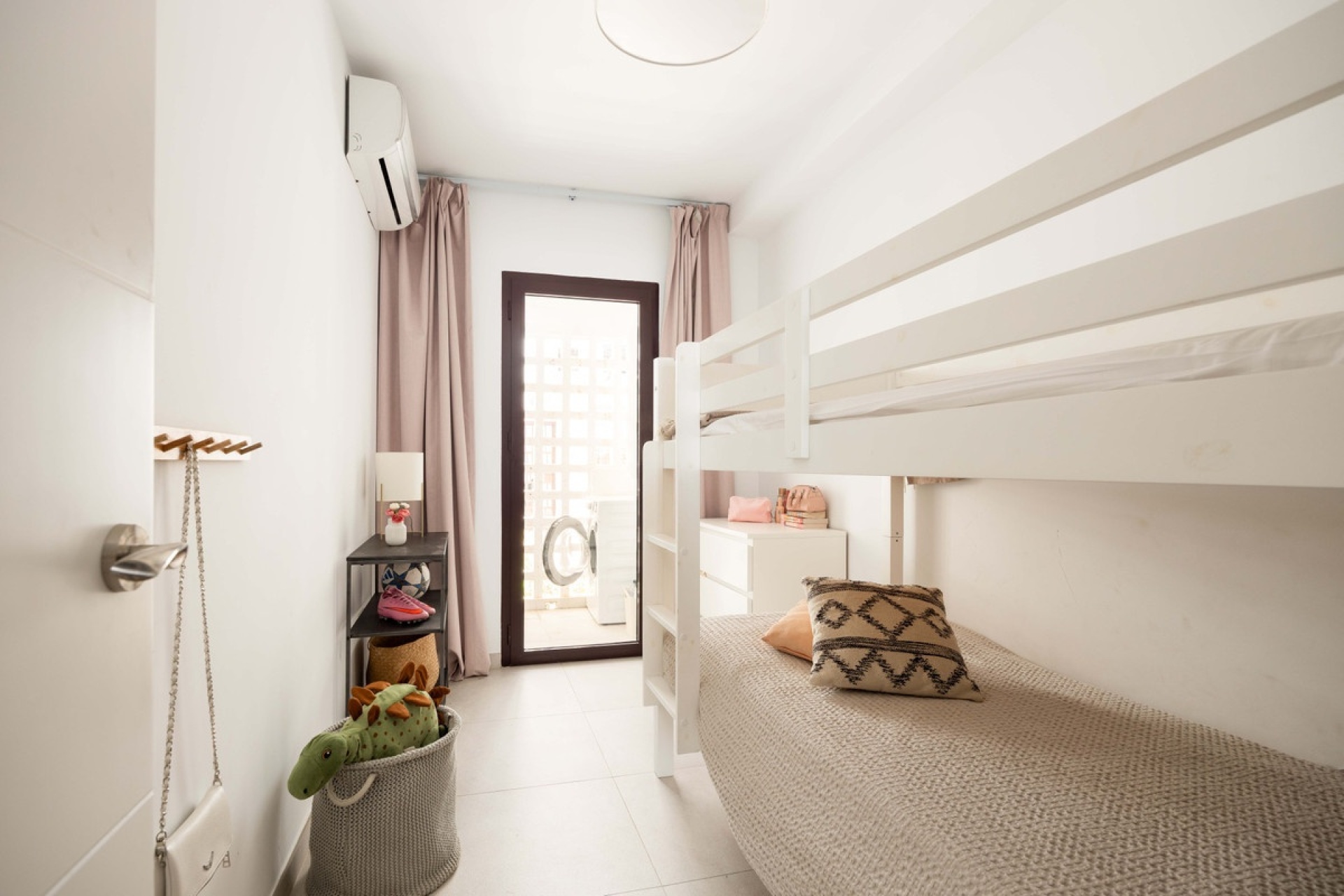 Rynek wtórny - apartment - Marbella - Nueva Andalucía