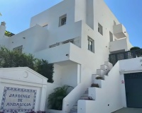 Rynek wtórny - apartment - Marbella - Nueva Andalucía